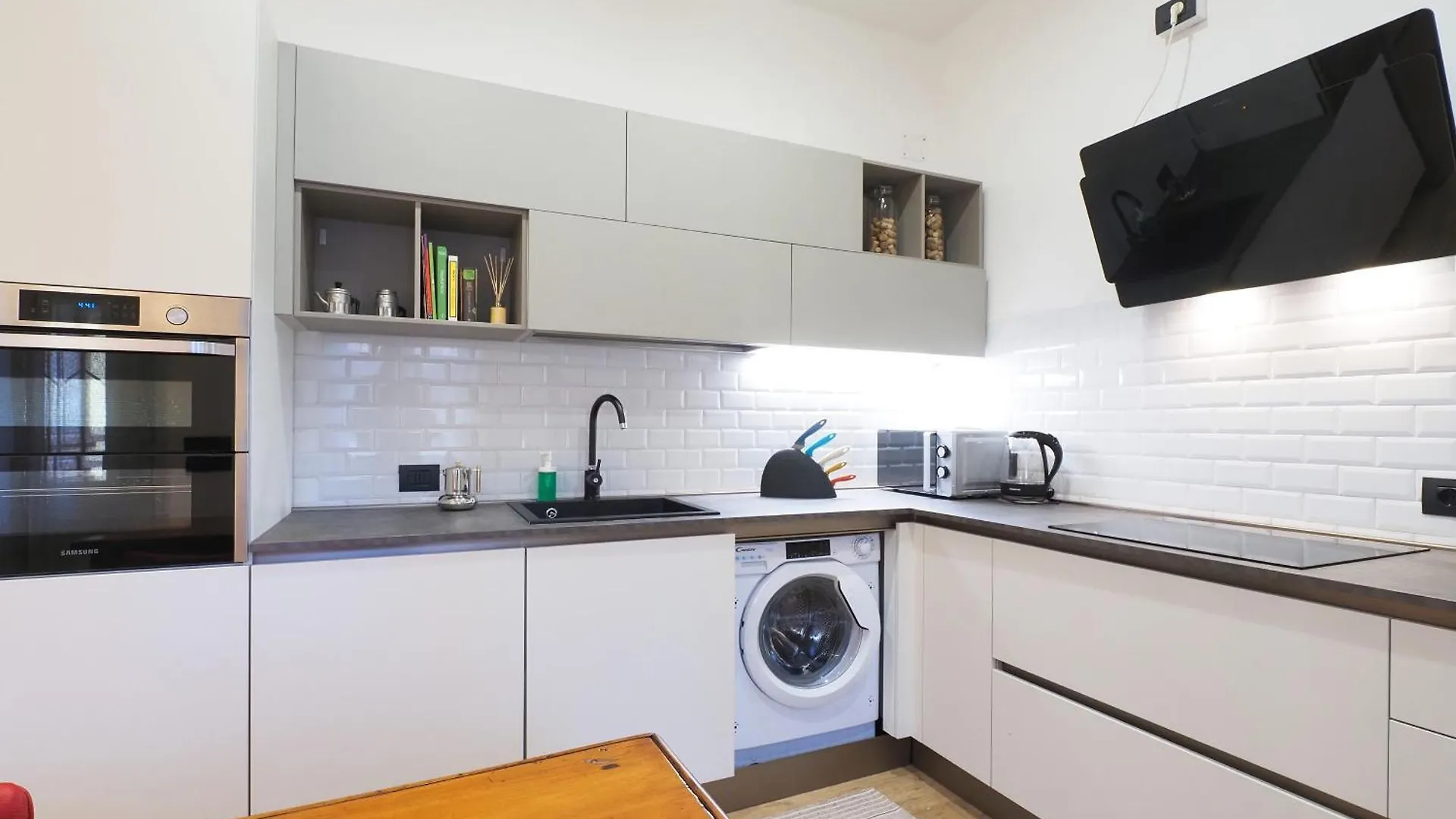 Primopiano - Oxilia Apartment Milan Italy