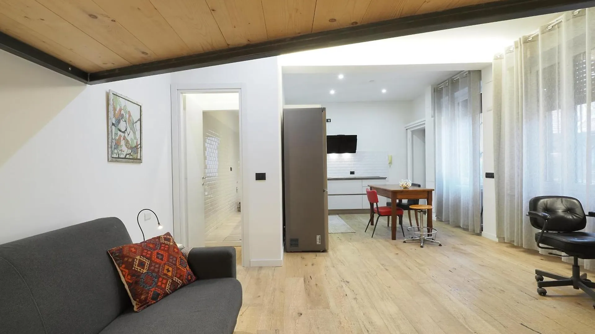Primopiano - Oxilia Apartment Milan 0*,  Italy