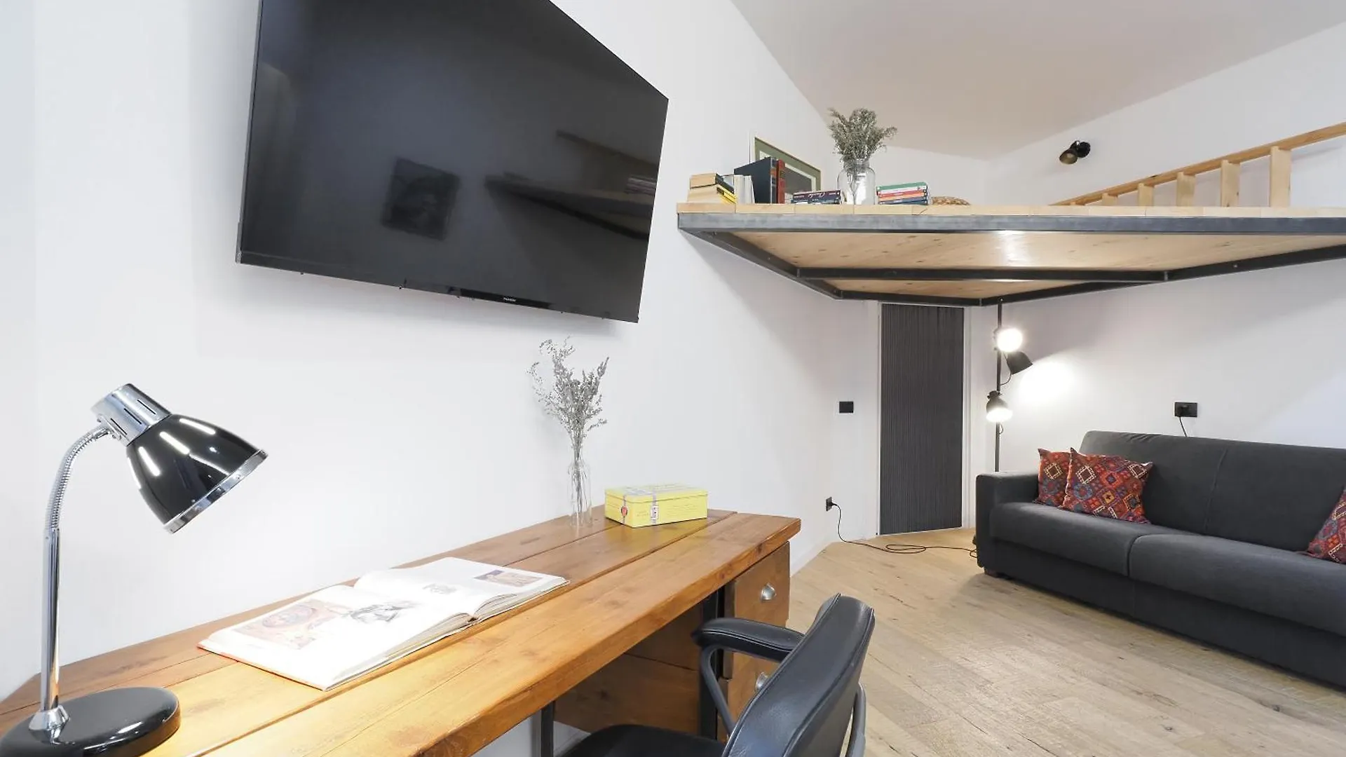 Primopiano - Oxilia Apartment Milan Italy